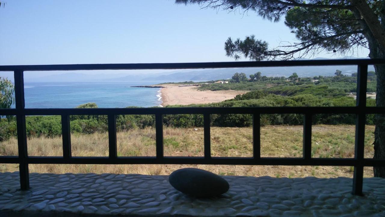 Tzanetos Seaside Villa Kyparissia Exterior photo